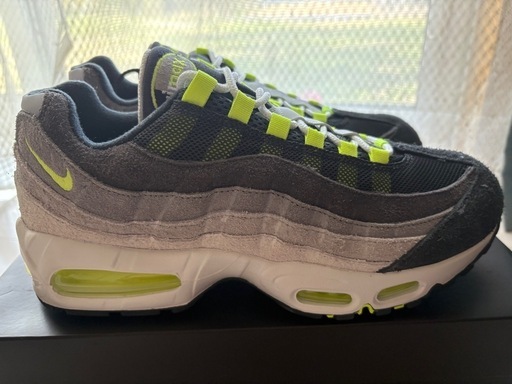 Size 7 - MoMA Exclusive Air Max 95 Neon Black | eBay