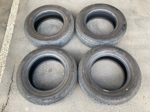 ブリヂストン　プレイズ　タイヤ　185/70R14