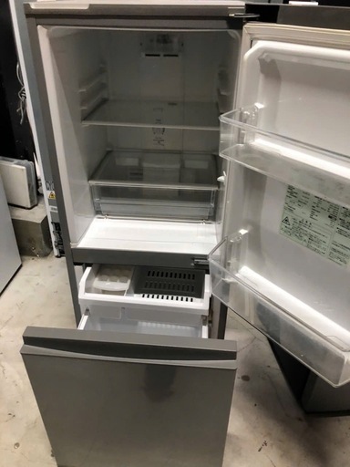 NO B159 ?福岡市内配送設置無料✨?AQR-13G-S 冷蔵庫 and Smart ブラッシュシルバー [126L /2ドア /