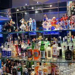 リニューアルオープン【急募】新宿【接客販売スタッフ】カフェbarトレカがＭＩＸ  の画像