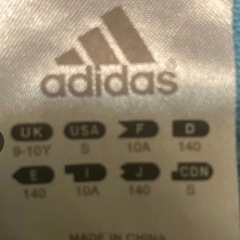 アディダス　adidas サイズ140 トレーナーの画像