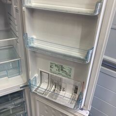 ☆中古￥12,800！IRIS OHYAMA　162㍑2ドア冷蔵庫　家電　2022年製　AF162-W型　幅48㎝ｘ奥行54㎝ｘ高さ150㎝　【BD087】の画像