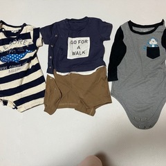 ロンパース11着の画像