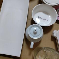 食器まとめ売りの画像
