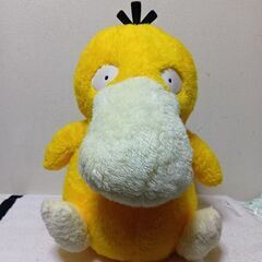 ポケモン　コダック特大ぬいぐるみ