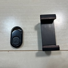 【新品未使用品！】Cheery スマホ三脚　5段階伸縮　Bluetoothリモコン付きの画像
