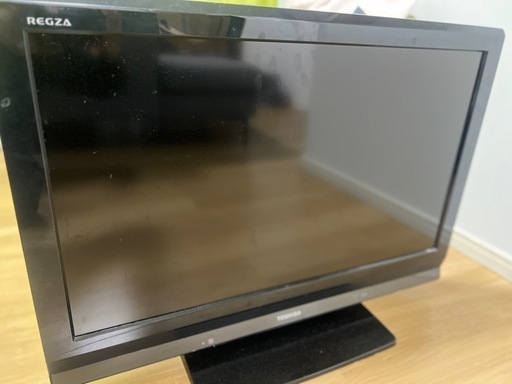 TOSHIBA REGZAの32インチのテレビ (katanatsu) 海老江のテレビ