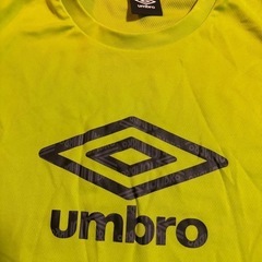 umbro アンブロ Tシャツ サイズMの画像