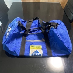 🌈adidas ボストンバック 鞄の画像