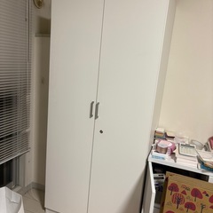 縦長キャビネット