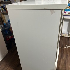 食器棚の画像