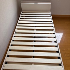 【 シングルベッドフレーム⠀】