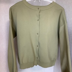 moca くすみグリーン　もっちりカーディガン の画像