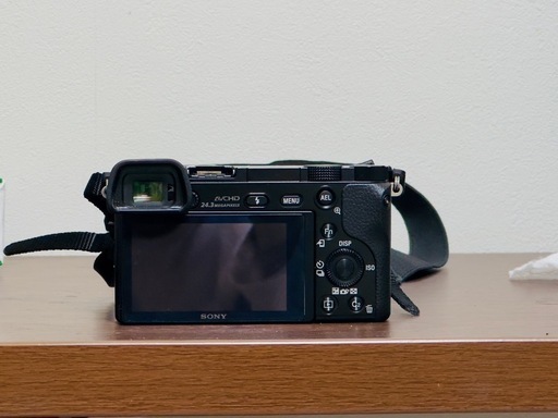 美品]Sony α6000+パワーズームレンズキット❤️ショット数わずか