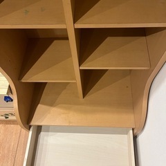 キティ　本棚　収納棚の画像
