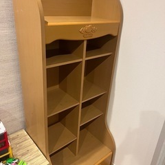 キティ　本棚　収納棚