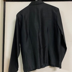 中古　黒シャツの画像