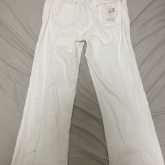 as know as ホワイトジーンズの画像
