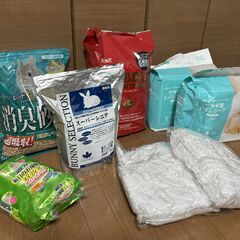 うさぎ ／ 消耗品　ペレット　トイレ砂　トイレシート