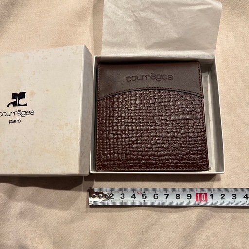 クレージュ　２つ折り財布