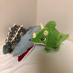 恐竜ぬいぐるみセットの画像