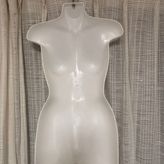 トルソー マネキンの画像