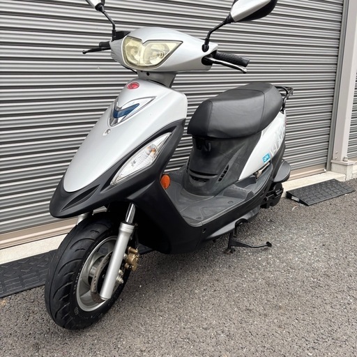 4035.格安小型　V-LINK125 バッテリー新品、ライトLED 千葉県柏市　即日配送、自走引き取りも可能