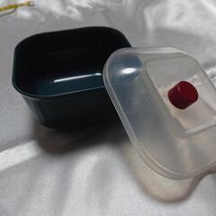 食器容器の画像