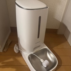 エレコム 自動給餌器 猫 中小型犬用 4L (約2.2kg) 