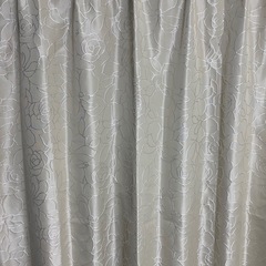 ニトリ　カーテン未使用　2枚組　ベージュ　配達可能の画像