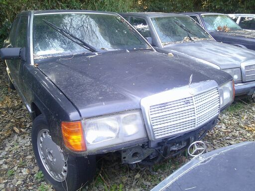 ベンツ190E-20程度良いボデーの販売です-事故歴なし