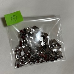 ネイルパーツ埋め尽くしの画像