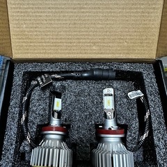 hid屋フォグランプ　ホワイト