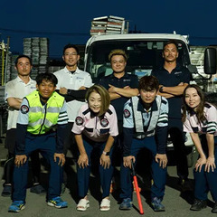 【月収25万円以上可能】シニア世代も大歓迎★入社祝い金などの待遇たくさん♪交通誘導スタッフ大募集◎ 株式会社SET UP 多摩センターの画像