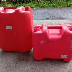 灯油容器大小セット