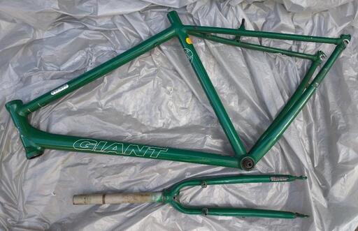 🚲GIANT ESCAPE R3フレーム ジャンク (千とOS) 西早稲田の