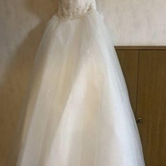 ウエディングドレスMサイズ編み上げ