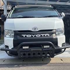 ハイエースワイド　ワンオフバンパーガード