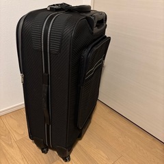 キャリーケース　スーツケースの画像