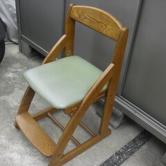 学習イス　キャスター付き差し上げます！