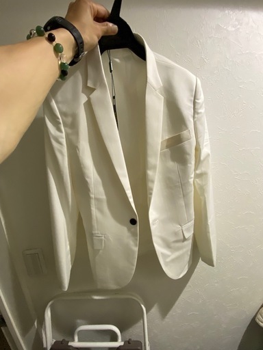 白スーツ　上だけ！！比較的美品。