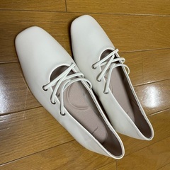 【新品未使用】menue レースアップ パンプス23.0cmの画像