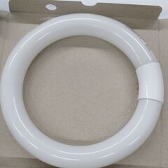 ハイホワイト　FCL20N/18-B　日立アプライアンス株式会社　ドーナツ電球　20ワット形の画像