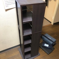 ラウンド式本棚