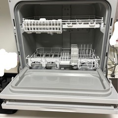 【超美品】食器洗い乾燥機 ホワイト NP-TA5-W 5人用  (洗剤付き‼︎)の画像