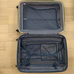 【受渡し先決定】キャリーケース　スーツケース　旅行の画像