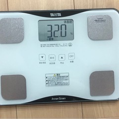 【取引中】タニタ BC-718-WH 体組成計 インナースキャンの画像