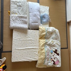 ベビーベッドガード、枕、ベビー布団、