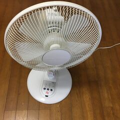 YUASA YT-3226VR リビング扇風機 ホワイト [リモコン付き]の画像