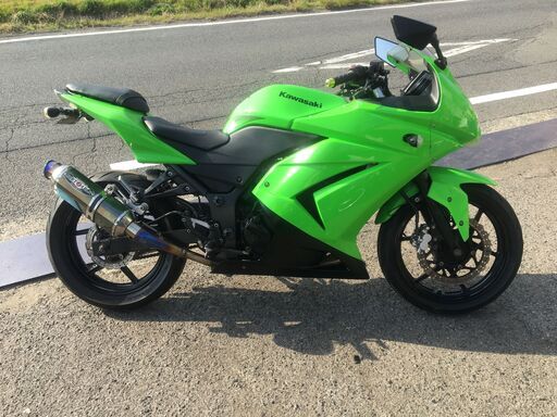 カワサキ  Ninja  ニンジャ250R  EX250K  実動  書類付き  吹け上がり良好  BEET  ナサート  エボリューション  マフラー付き